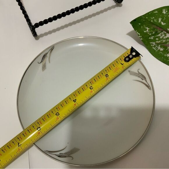 FUKAGAWA Fine China ARITA Pattern#931 6 1/2” Bread & Butter Plates, 10 Available - Picture 4 of 4